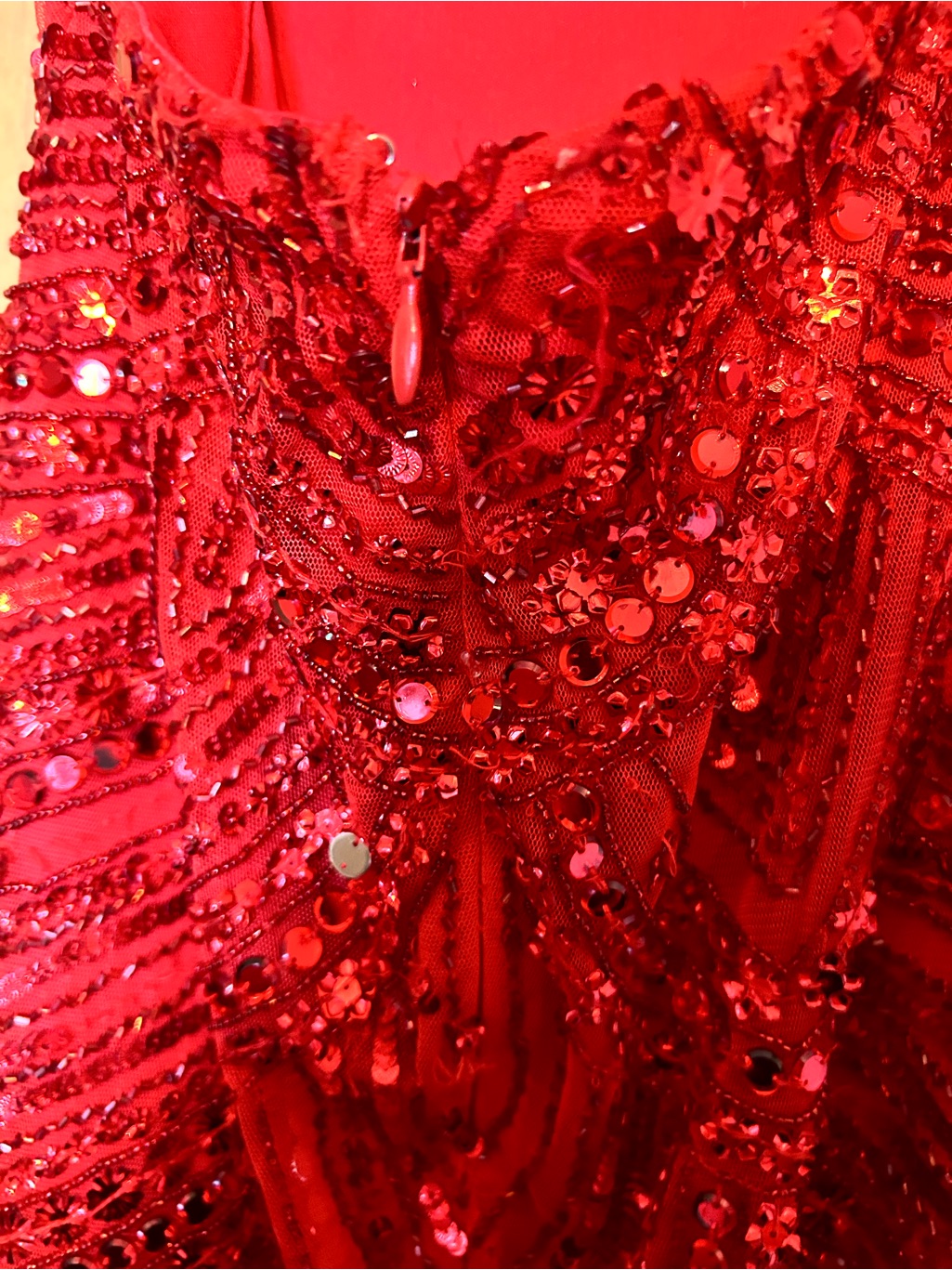 Sherri Hill Red Sequin Plunging V-Neck Prom Gown — image 4 of 6